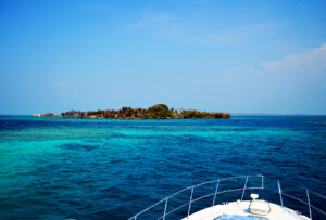 Discover the breathtaking paradise islands of Cartagena, Colombia.